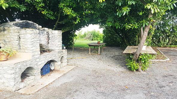 Maison Calme Et Paisible La Faye  Kültér fotó